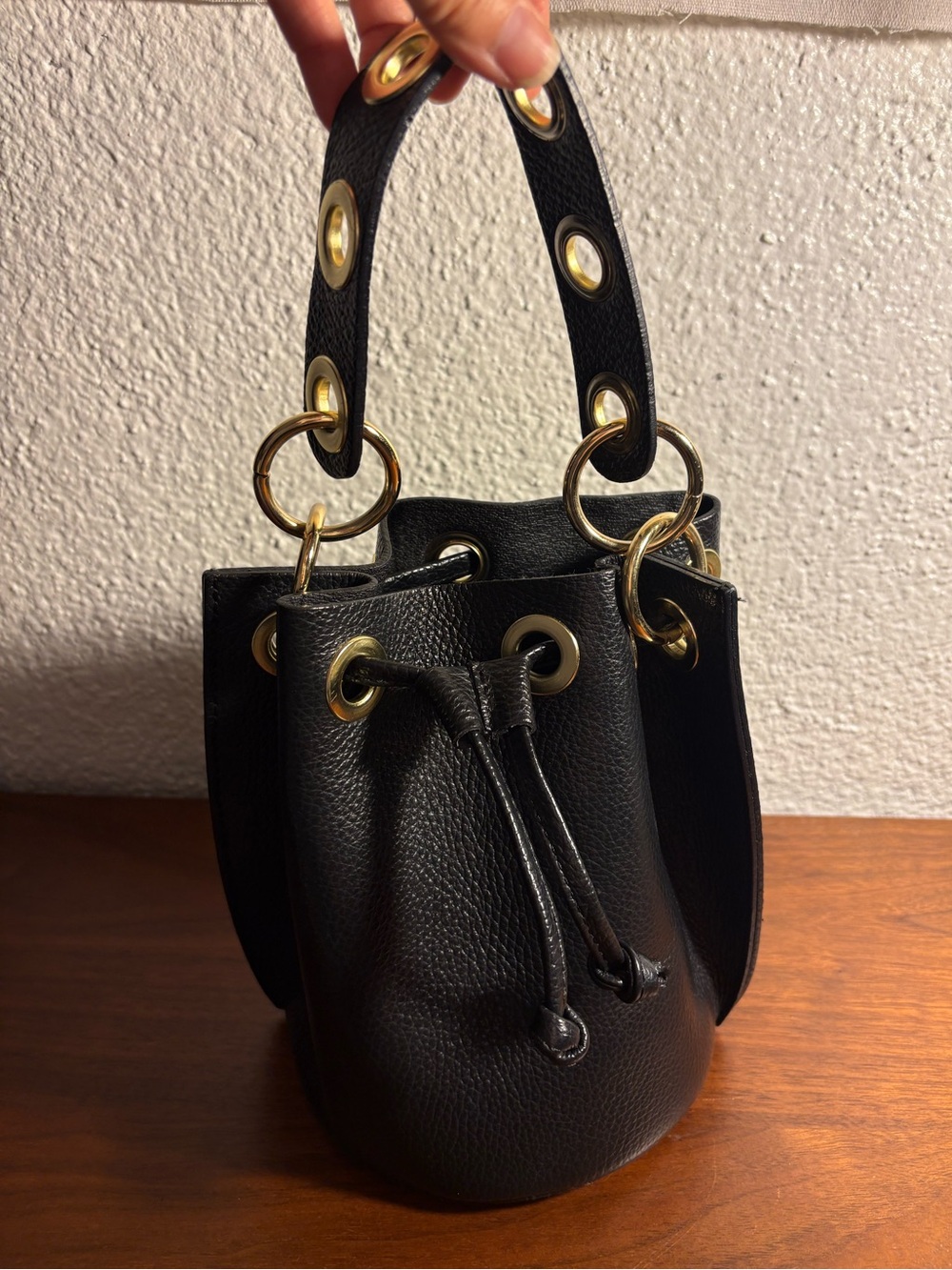 Italian-Made Mini Bucket Bag - Genuine Leather - Picture 2 of 13
